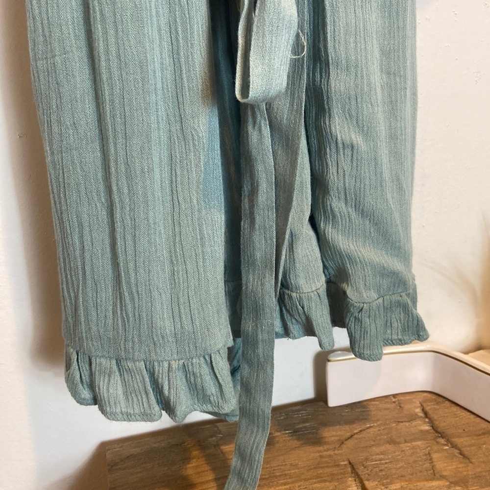 - She + Sky Soft Green Gauze Cold shoulder Romper - Picture 6 of 10